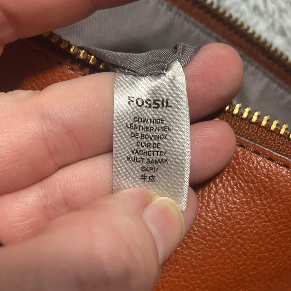 Fossil Shoulder Crossbody - Picture 8 of 8